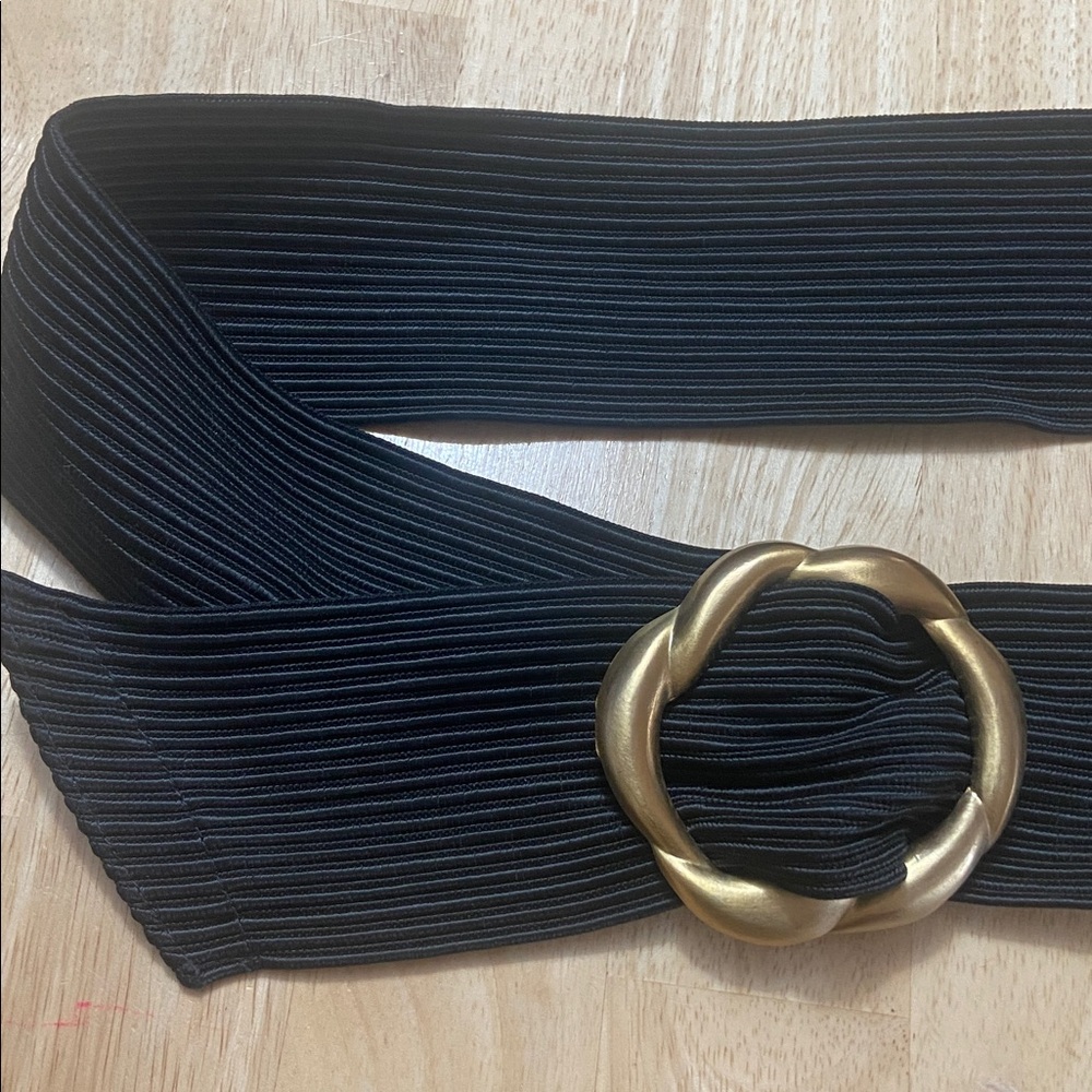 TALBOTS Black Belt with 3” Gold tone slide buckle EUC